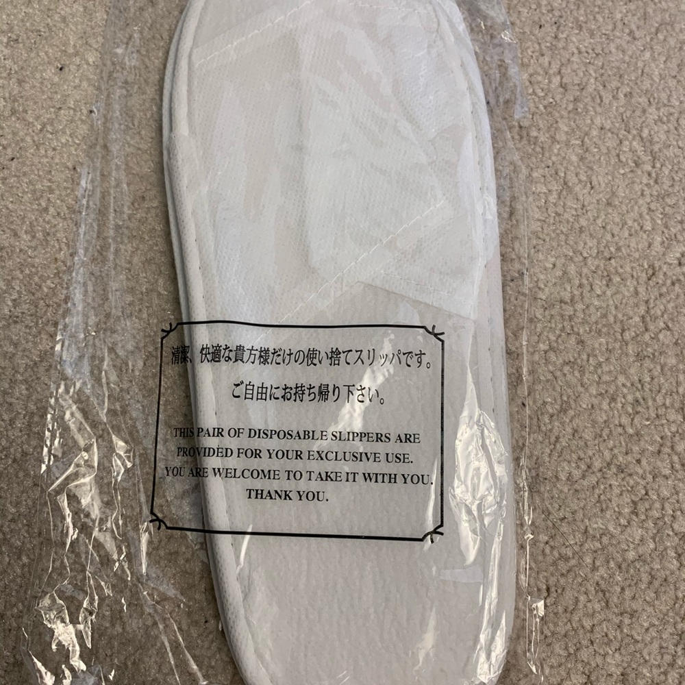 Disposable Slippers 9 Pairs - Picture 4 of 5